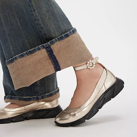 Free People Shoes - NEW FREE PEOPLE Leather Adventure Ballet Sneakers in gold for women 0126 4m2